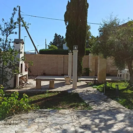 Petrarussa Superior Di Porto Cesareo